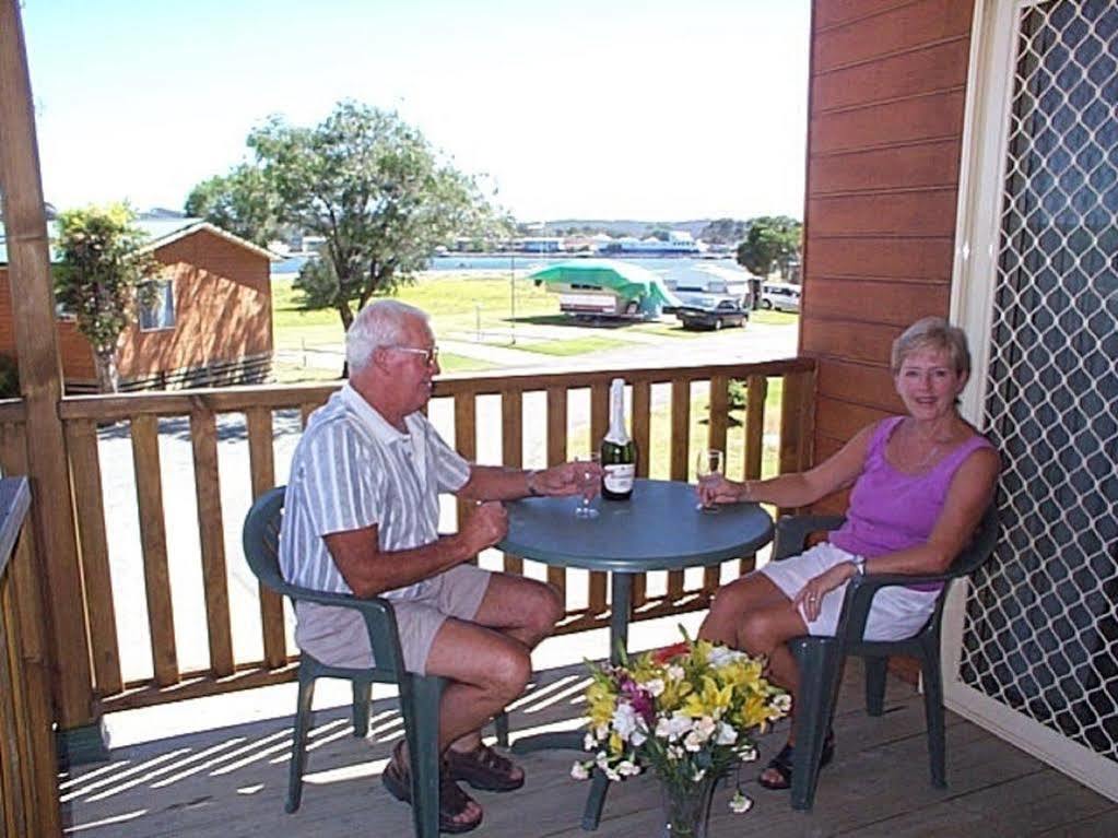 Big4 Batemans Bay At Easts Riverside Holiday Park Екстериор снимка